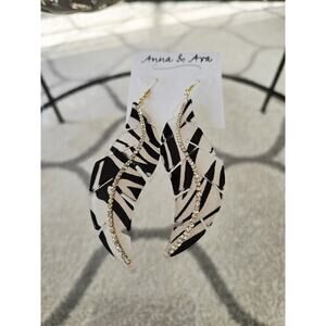 Anna & Ava Black White Rhinestone Earrings NWT